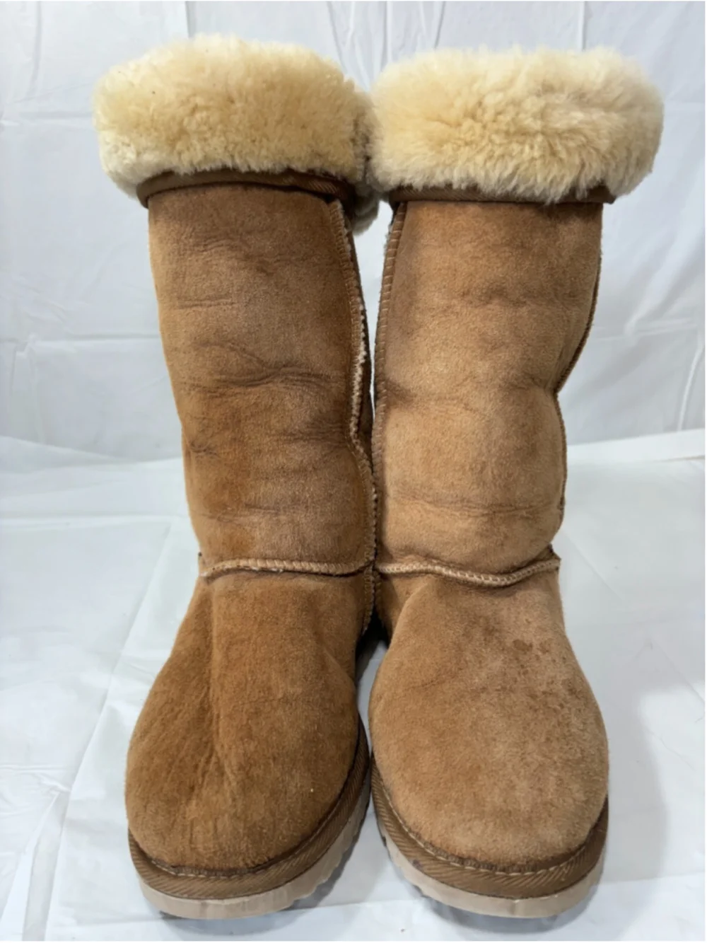 Ugg classic tall Tan Suede Leather Boots Size 6